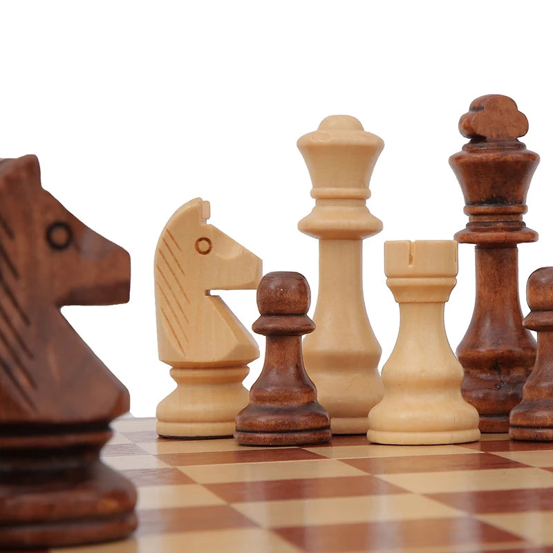 Classic Wooden Chess Set — 110 mm King.